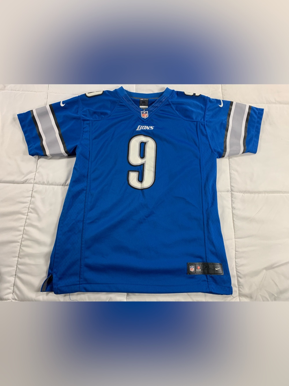 Pre loved NHL Lions jersey mens size XL